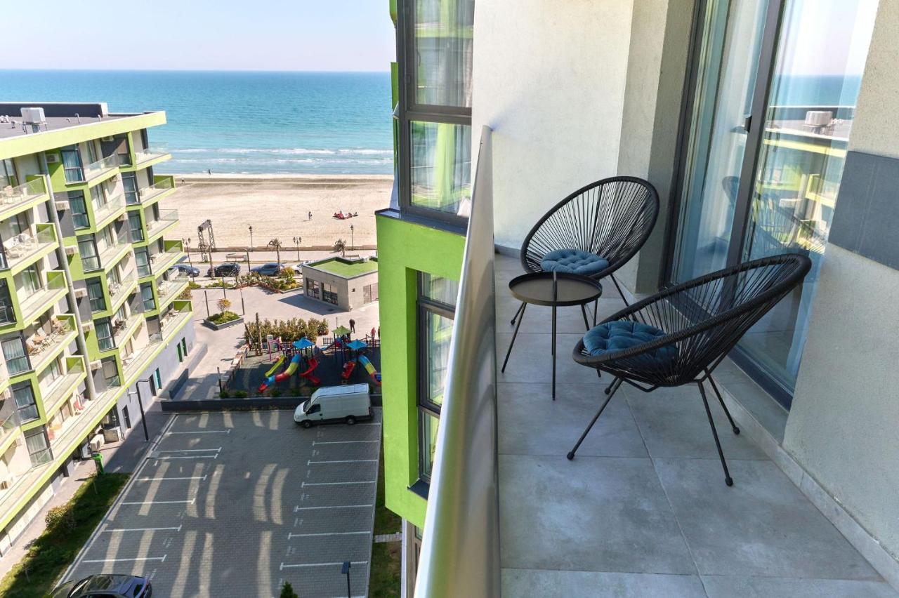Rainbow Sea View Apartment Spa N Pool Resort - Parking Mamaia Eksteriør bilde