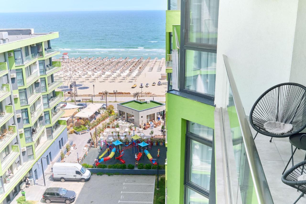 Rainbow Sea View Apartment Spa N Pool Resort - Parking Mamaia Eksteriør bilde
