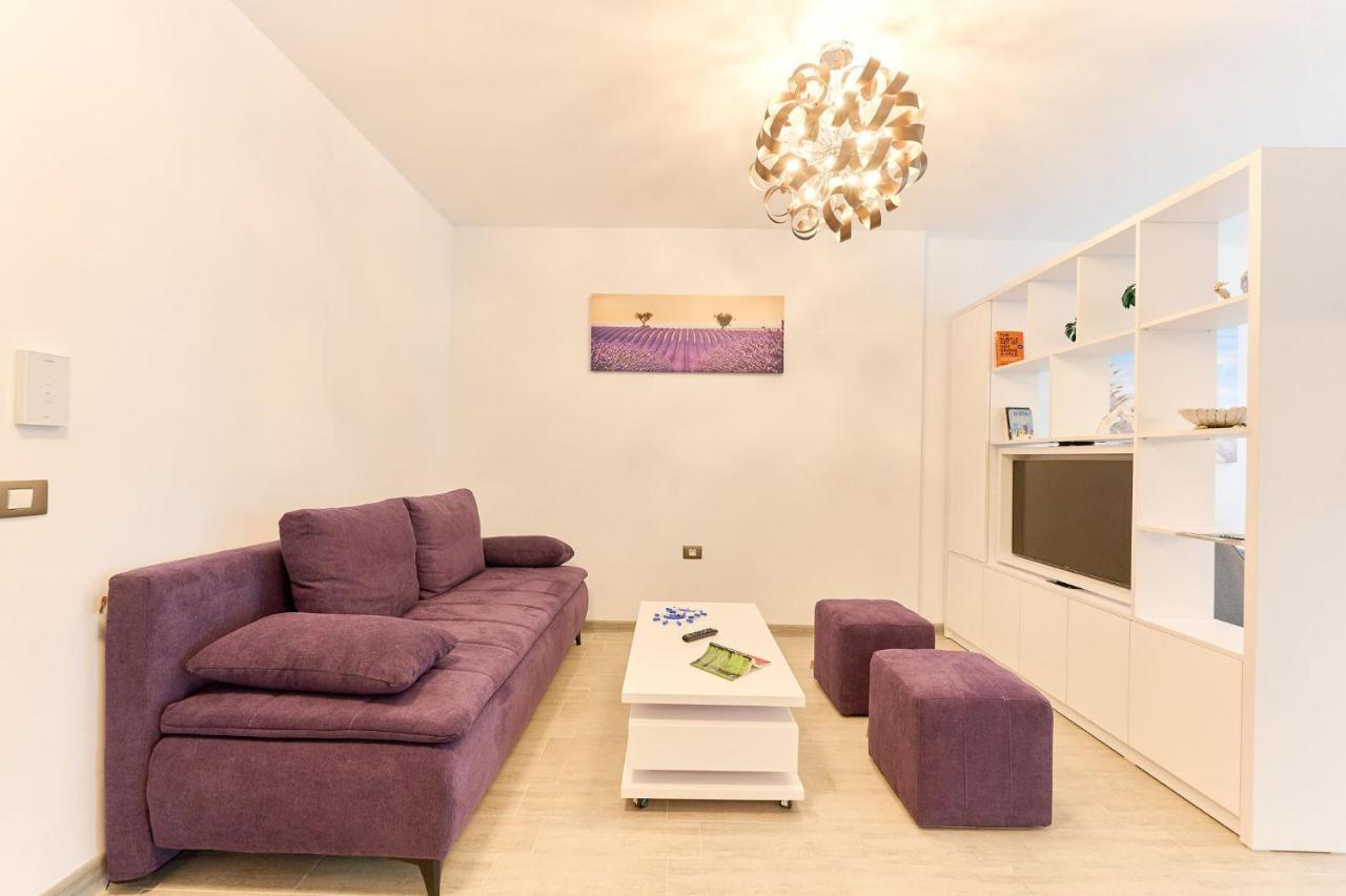 Rainbow Sea View Apartment Spa N Pool Resort - Parking Mamaia Eksteriør bilde