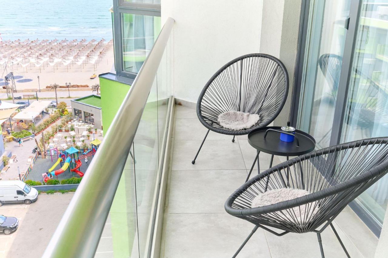 Rainbow Sea View Apartment Spa N Pool Resort - Parking Mamaia Eksteriør bilde
